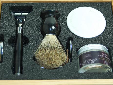 Элитный бритвенный набор Gentleman Barbier адаптированный под Gillette MACH3 5 предметов в деревянной коробке
